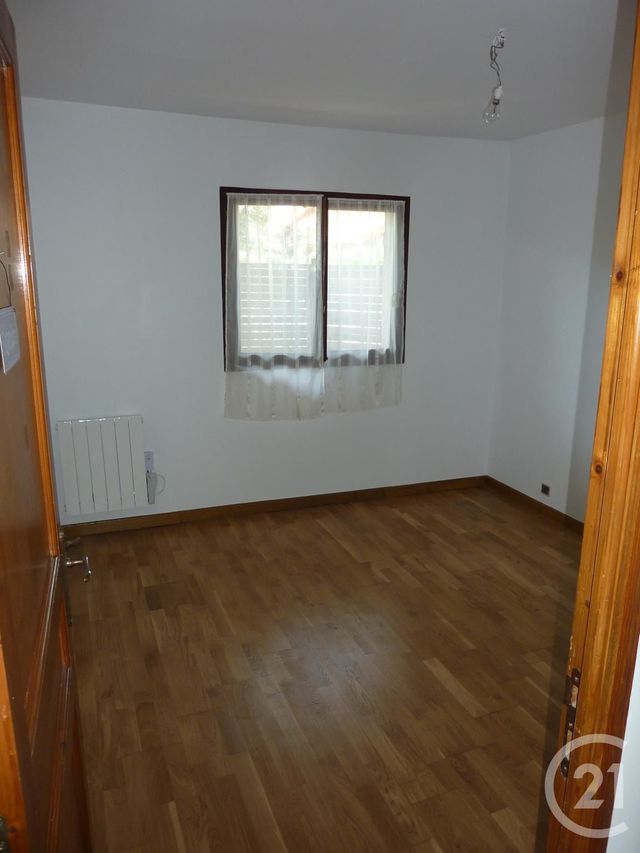Appartement F3 &agrave; louer - 2 pi&egrave;ces - 46,84 m2 - Le Blanc Mesnil - 93 - ILE-DE-FRANCE