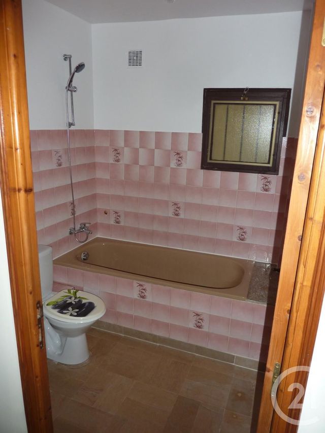 Appartement F3 &agrave; louer - 2 pi&egrave;ces - 46,84 m2 - Le Blanc Mesnil - 93 - ILE-DE-FRANCE