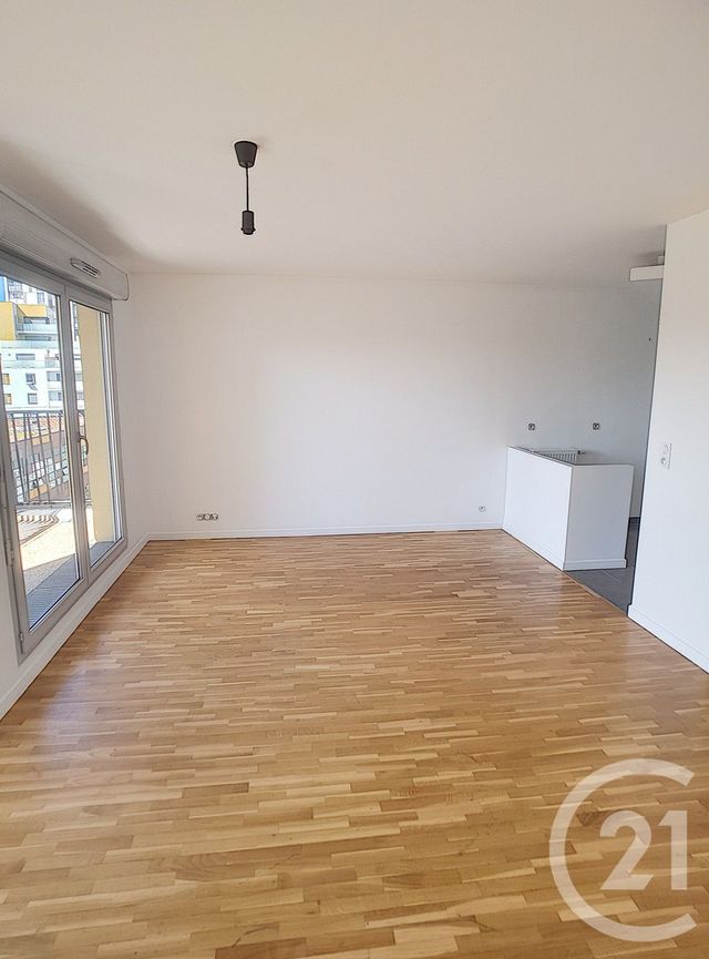 Appartement F4 &agrave; louer - 4 pi&egrave;ces - 75,66 m2 - Bobigny - 93 - ILE-DE-FRANCE