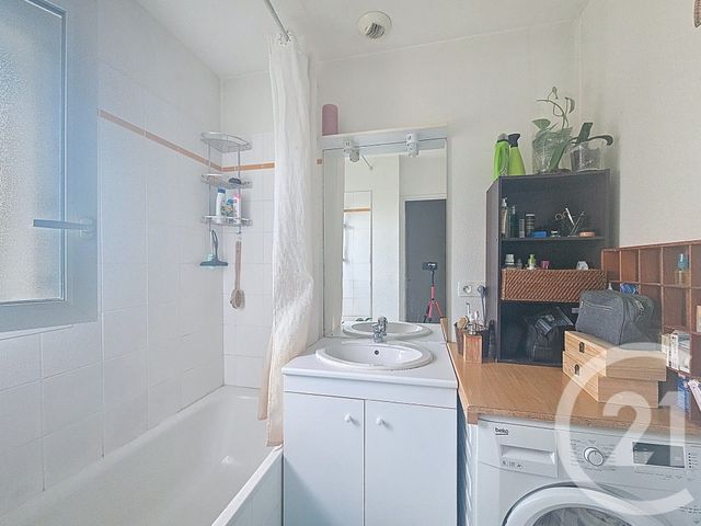Appartement F2 &agrave; louer - 2 pi&egrave;ces - 45,94 m2 - Biganos - 33 - AQUITAINE