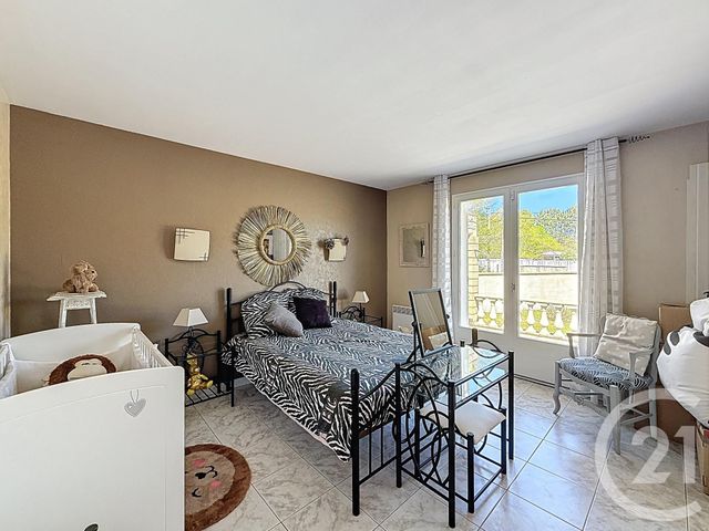 Maison &agrave; vendre - 7 pi&egrave;ces - 240 m2 - Biganos - 33 - AQUITAINE