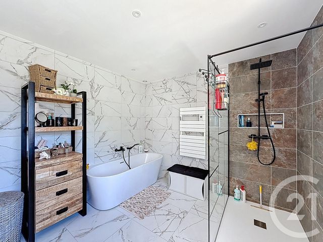 Maison &agrave; vendre - 7 pi&egrave;ces - 240 m2 - Biganos - 33 - AQUITAINE