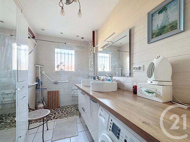 Maison &agrave; vendre - 7 pi&egrave;ces - 126 m2 - Biganos - 33 - AQUITAINE