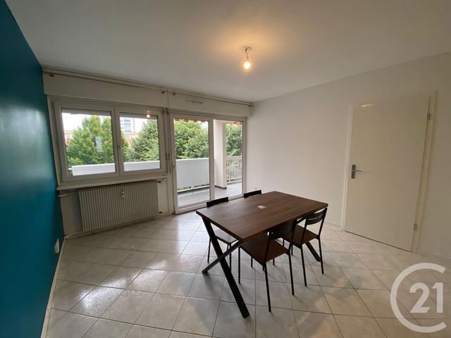 Appartement F2 à louer - 2 pièces - 97 m2 - Hoenheim - 67 - ALSACE