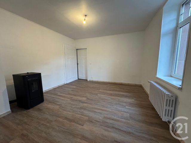 Appartement F5 &agrave; louer - 5 pi&egrave;ces - 95 m2 - Lutzelbourg - 57 - LORRAINE
