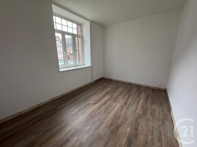 Appartement F5 &agrave; louer - 5 pi&egrave;ces - 95 m2 - Lutzelbourg - 57 - LORRAINE