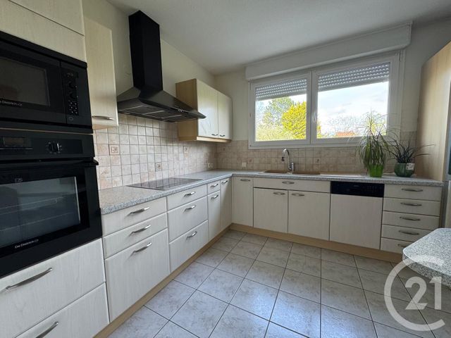 Appartement F3 &agrave; louer - 3 pi&egrave;ces - 89,11 m2 - Saverne - 67 - ALSACE