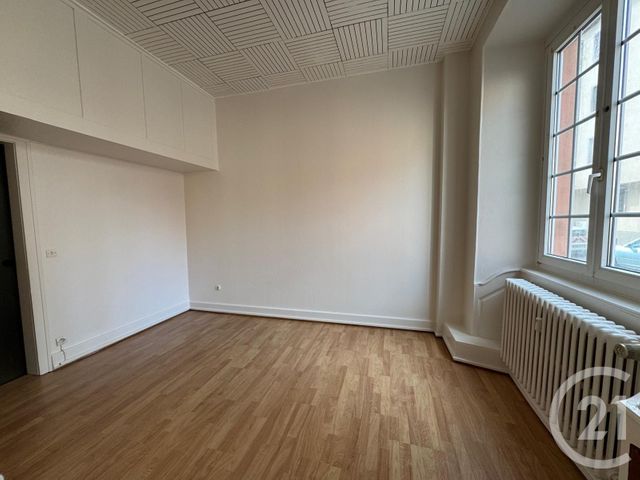 Appartement F1 &agrave; louer - 1 pi&egrave;ce - 35 m2 - Saverne - 67 - ALSACE
