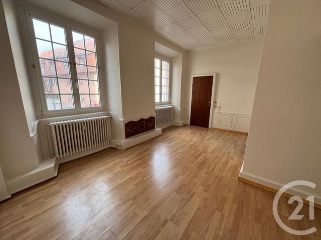 Appartement F1 &agrave; louer - 1 pi&egrave;ce - 35 m2 - Saverne - 67 - ALSACE