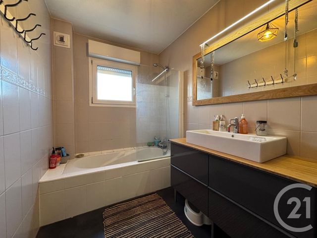 Appartement F3 &agrave; louer - 3 pi&egrave;ces - 80 m2 - Saverne - 67 - ALSACE