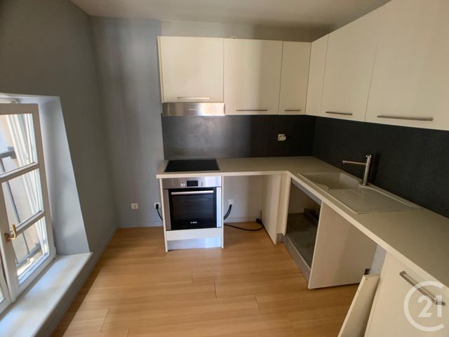 Appartement F3 &agrave; louer - 3 pi&egrave;ces - 63 m2 - Saverne - 67 - ALSACE
