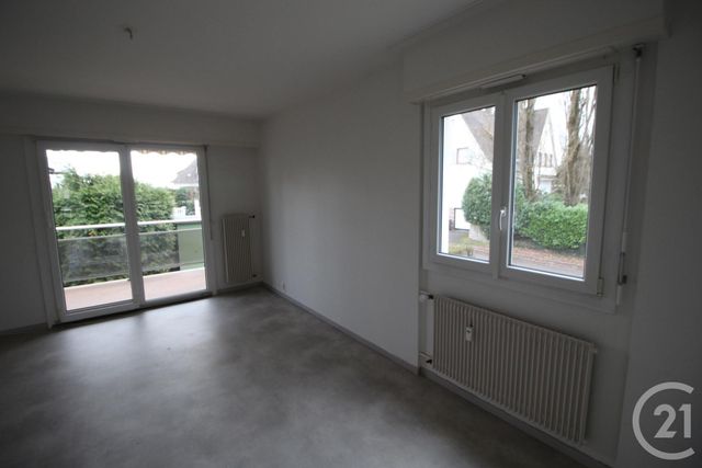 Appartement F3 &agrave; louer - 3 pi&egrave;ces - 63,28 m2 - Saverne - 67 - ALSACE