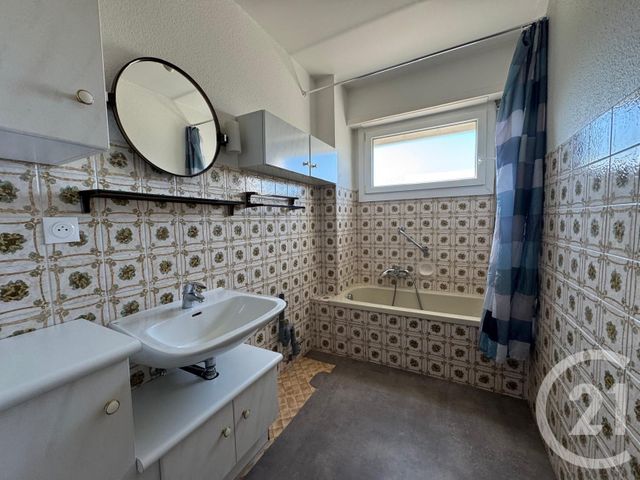 Appartement F3 &agrave; louer - 3 pi&egrave;ces - 63,28 m2 - Saverne - 67 - ALSACE