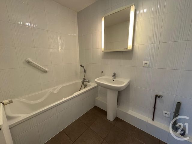 Appartement F2 &agrave; louer - 2 pi&egrave;ces - 51 m2 - Saverne - 67 - ALSACE