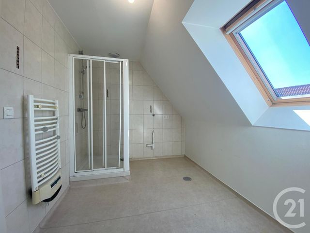 Appartement F4 &agrave; louer - 4 pi&egrave;ces - 76,25 m2 - Dettwiller - 67 - ALSACE