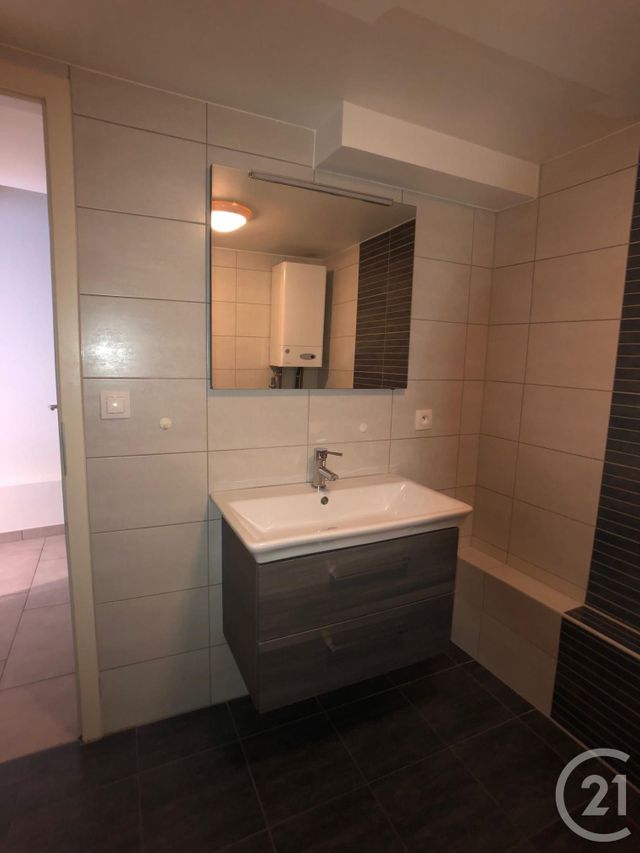 Appartement F2 &agrave; louer - 2 pi&egrave;ces - 51 m2 - Dettwiller - 67 - ALSACE