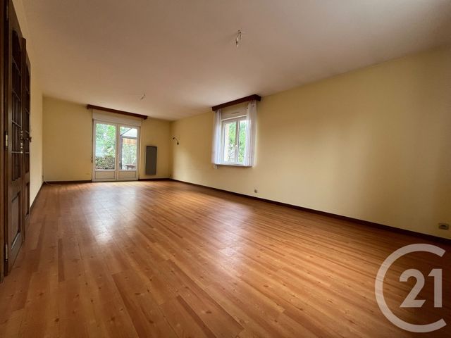 Maison &agrave; louer - 6 pi&egrave;ces - 125 m2 - Haguenau - 67 - ALSACE