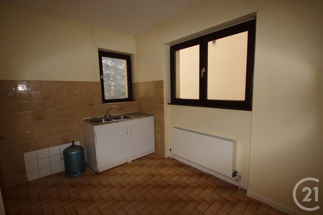 Appartement F3 &agrave; louer - 3 pi&egrave;ces - 69 m2 - Saverne - 67 - ALSACE