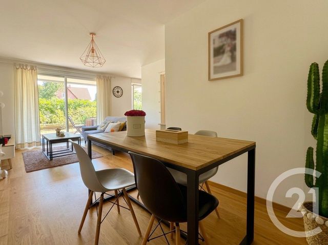 Appartement F3 &agrave; louer - 3 pi&egrave;ces - 65,47 m2 - Strasbourg - 67 - ALSACE