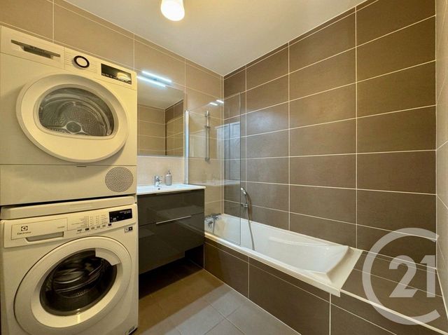 Appartement F3 &agrave; louer - 3 pi&egrave;ces - 65,47 m2 - Strasbourg - 67 - ALSACE