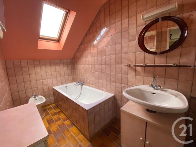 Appartement F3 &agrave; louer - 3 pi&egrave;ces - 75 m2 - Saverne - 67 - ALSACE