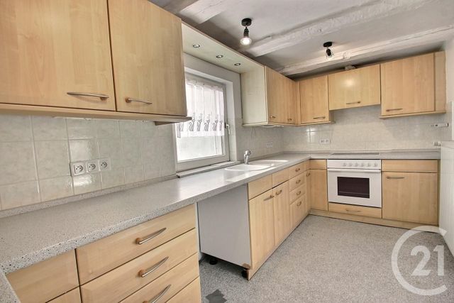 Appartement F5 &agrave; louer - 5 pi&egrave;ces - 122,77 m2 - Oberbronn - 67 - ALSACE