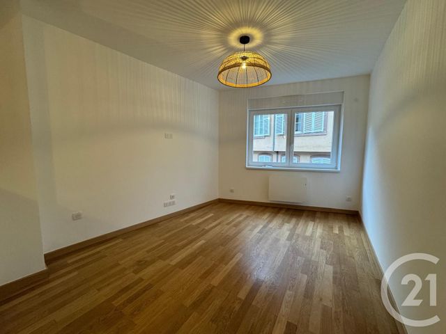 Maison &agrave; louer - 4 pi&egrave;ces - 85,98 m2 - Saverne - 67 - ALSACE