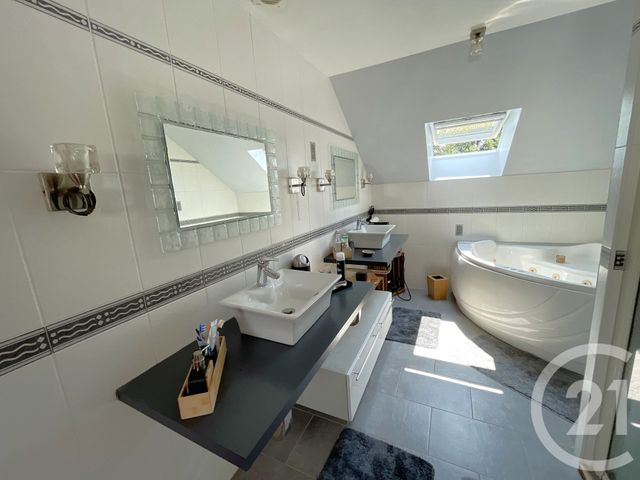 Maison à vendre - 6 pièces - 219,41 m2 - Fay De Bretagne - 44 - PAYS-DE-LOIRE