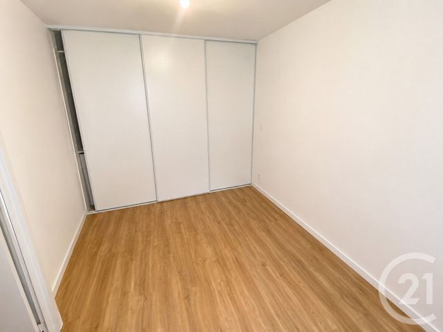 Appartement T4 &agrave; louer - 4 pi&egrave;ces - 65,94 m2 - La Chevallerais - 44 - PAYS-DE-LOIRE
