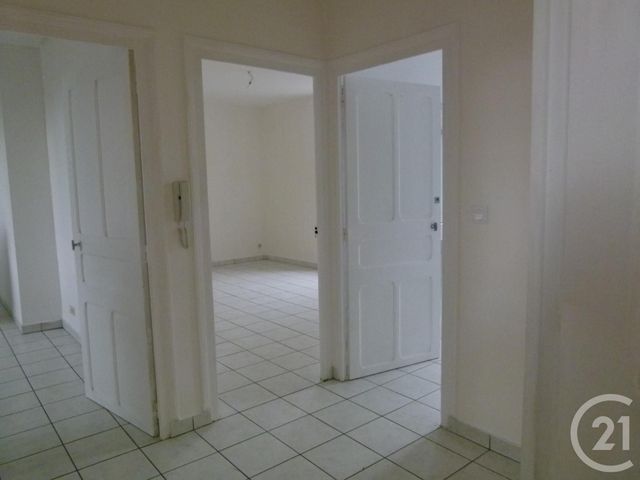 Appartement à louer - 4 pièces - 71 m2 - Blain - 44 - PAYS-DE-LOIRE