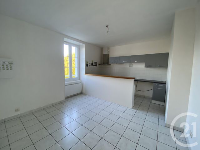 Appartement à louer - 4 pièces - 71 m2 - Blain - 44 - PAYS-DE-LOIRE