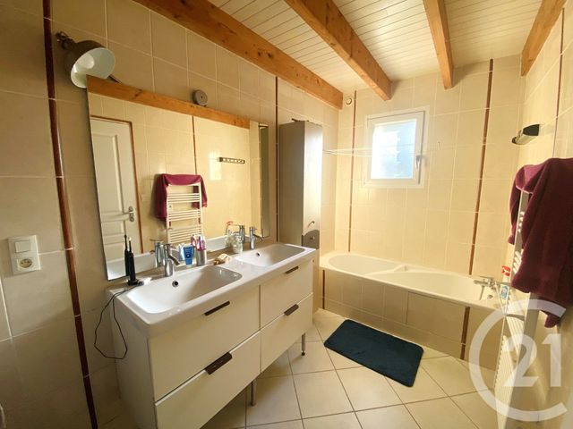 Maison à vendre - 3 pièces - 83,36 m2 - St Gildas Des Bois - 44 - PAYS-DE-LOIRE