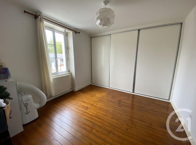 Appartement T3 à louer - 3 pièces - 81 m2 - Blain - 44 - PAYS-DE-LOIRE