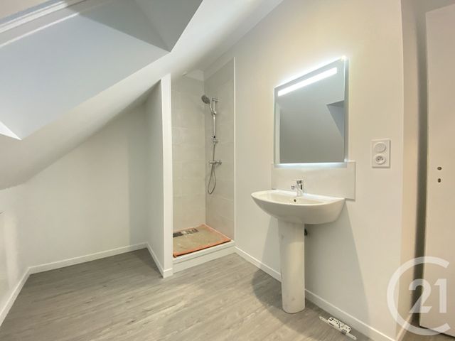 Maison &agrave; louer - 5 pi&egrave;ces - 90 m2 - Plesse - 44 - PAYS-DE-LOIRE