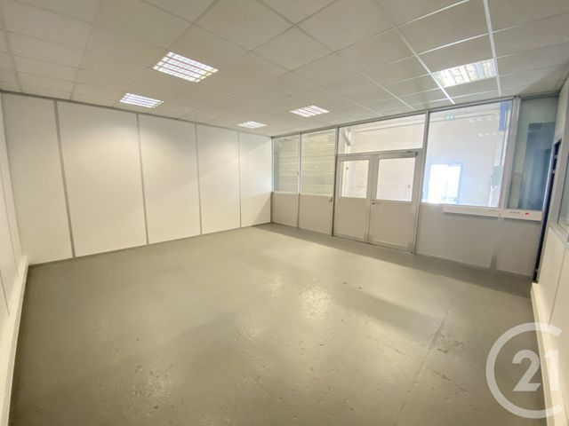 Local commercial à louer - 644.0 m2 - 44 - Loire-Atlantique