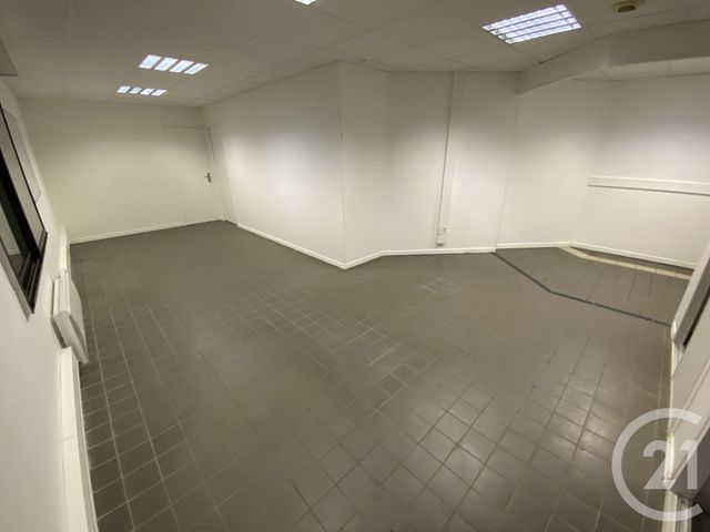 Local commercial à louer - 644.0 m2 - 44 - Loire-Atlantique