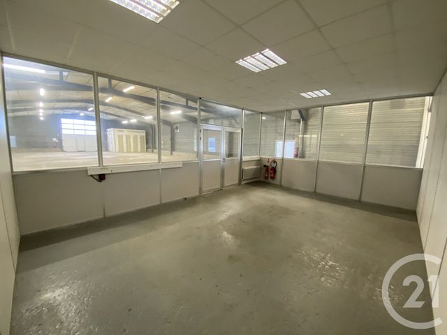 Local commercial à louer - 644.0 m2 - 44 - Loire-Atlantique