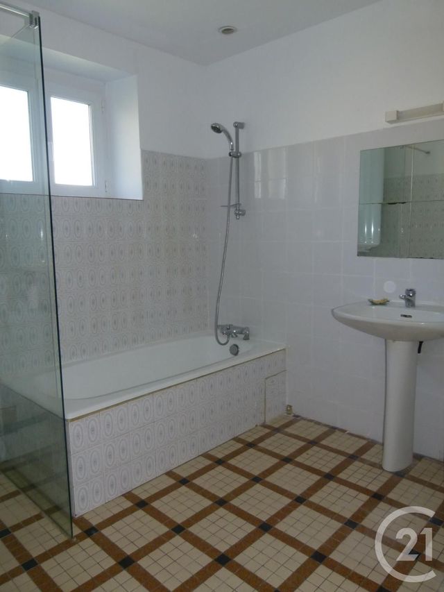 Maison &agrave; louer - 5 pi&egrave;ces - 97,68 m2 - Plesse - 44 - PAYS-DE-LOIRE