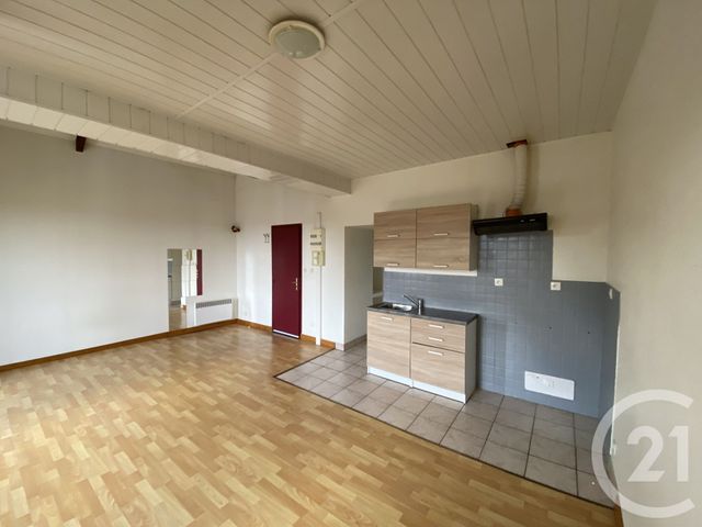 Appartement Duplex &agrave; louer - 2 pi&egrave;ces - 37,88 m2 - Nozay - 44 - PAYS-DE-LOIRE