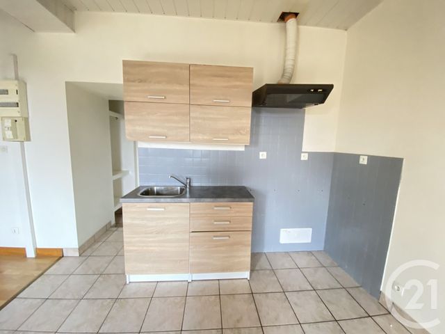 Appartement Duplex &agrave; louer - 2 pi&egrave;ces - 37,88 m2 - Nozay - 44 - PAYS-DE-LOIRE