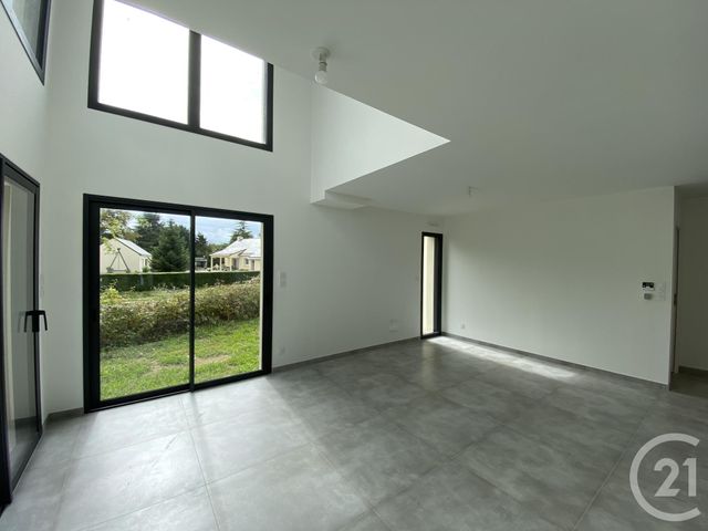 Maison &agrave; louer - 4 pi&egrave;ces - 121,66 m2 - La Chevallerais - 44 - PAYS-DE-LOIRE