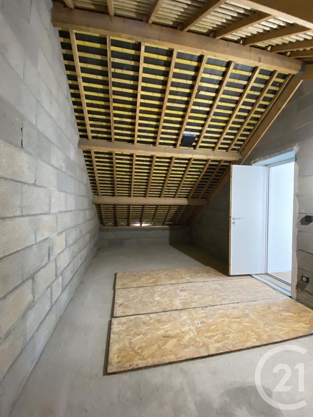 Maison &agrave; louer - 4 pi&egrave;ces - 121,66 m2 - La Chevallerais - 44 - PAYS-DE-LOIRE