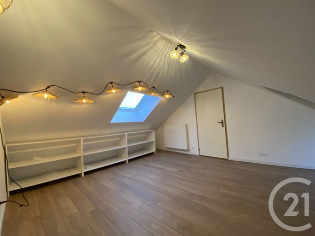 Maison &agrave; louer - 4 pi&egrave;ces - 80,85 m2 - Plesse - 44 - PAYS-DE-LOIRE