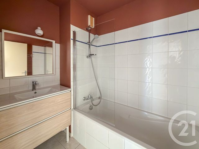 Appartement F3 &agrave; louer - 3 pi&egrave;ces - 65,18 m2 - Blain - 44 - PAYS-DE-LOIRE