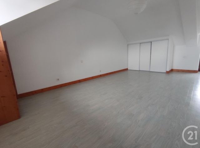 Maison &agrave; louer - 7 pi&egrave;ces - 156 m2 - Plesse - 44 - PAYS-DE-LOIRE