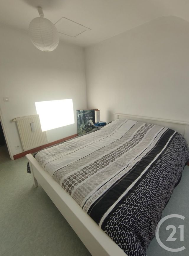 Maison &agrave; louer - 7 pi&egrave;ces - 156 m2 - Plesse - 44 - PAYS-DE-LOIRE