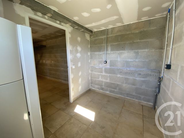 Maison &agrave; louer - 4 pi&egrave;ces - 89,72 m2 - Blain - 44 - PAYS-DE-LOIRE