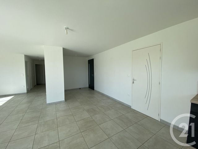 Maison &agrave; louer - 4 pi&egrave;ces - 89,72 m2 - Blain - 44 - PAYS-DE-LOIRE