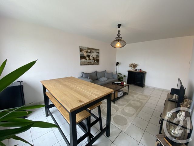 Appartement T2 &agrave; louer - 2 pi&egrave;ces - 47,20 m2 - Blain - 44 - PAYS-DE-LOIRE
