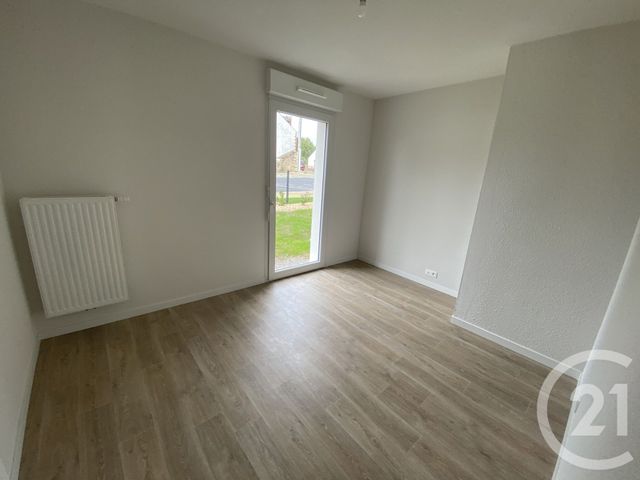 Appartement T3 &agrave; louer - 3 pi&egrave;ces - 60,63 m2 - Blain - 44 - PAYS-DE-LOIRE